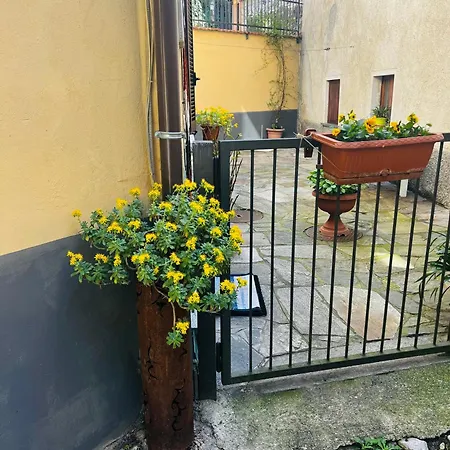 Casa Emma Villa Porto Ceresio Exterior photo